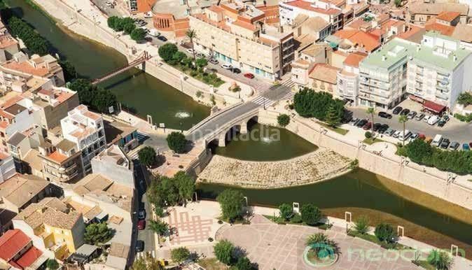 Foto 0d9c7bb6-ca08-415c-afa2-46fc7790dd01. Casa amb piscina a Benimar Rojales