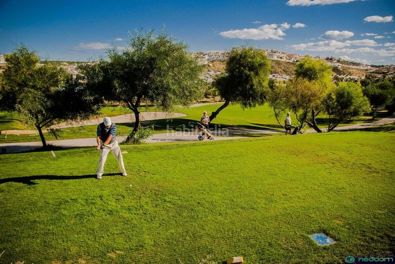 Foto adfa23d2-b068-4cf3-9179-811348be1e36. Casa amb piscina a Benimar Rojales