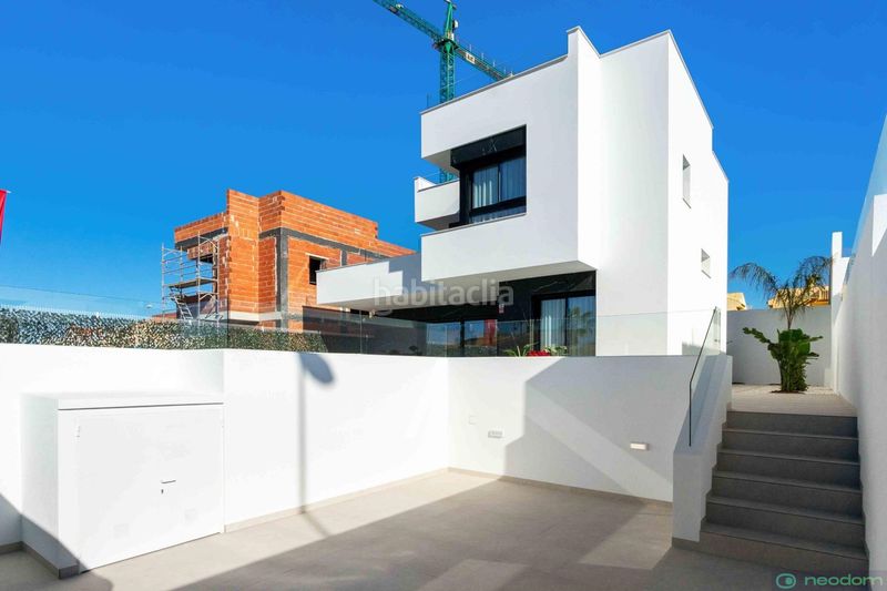 Foto c99c21b4-5c6d-4779-9377-9d861306e1db. Casa amb piscina a Benimar Rojales