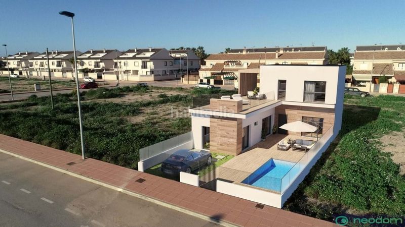 Foto 1a20077b-0104-431f-872c-d3f1dafcd351. Casa adossada amb piscina a San Javier San Javier
