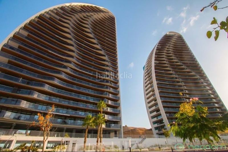 Foto 6d9b072d-4047-4525-81c8-589719b6eac2. Pis amb aparcament piscina a Playa Poniente Benidorm