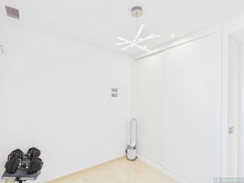 Foto 54aab9b7-46cd-4a14-9bdf-860e5a9313b1. Piso en Playa Poniente Benidorm
