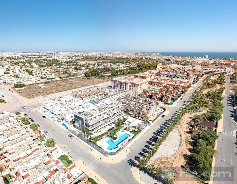 Foto fecdb8a3-75c8-4850-9b8e-4aacfc5cd01f. Pis amb aparcament piscina a Lomas de Cabo Roig - Los Dolses Orihuela