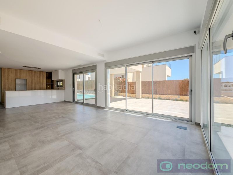 Foto ca6c703a-9ca9-4084-90ff-5700c2b88eb9. Casa amb piscina a Algorfa