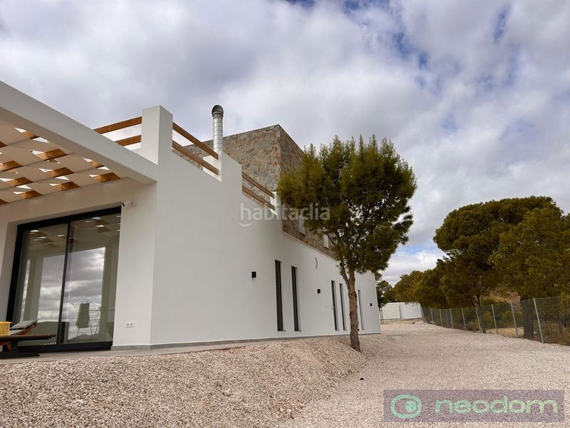 Foto 9aa48cdc-5868-4b53-b0a7-489062226ec4. Casa amb piscina a Pinoso