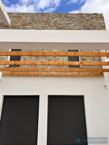 Foto aca61b45-3cde-46c2-982a-cf57b401fffa. Casa amb piscina a Pinoso