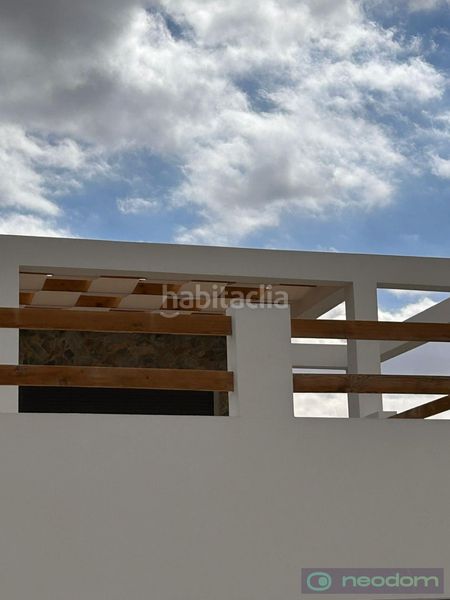 Foto c866bc76-4758-4390-95f8-89f3b0ce33c8. Casa amb piscina a Pinoso