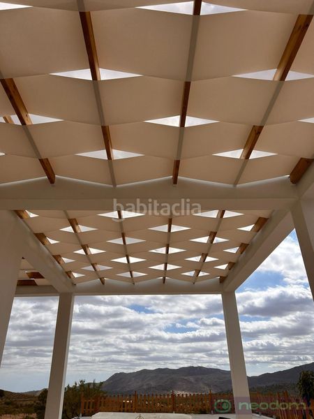 Foto fa4a47db-531b-4946-ba00-37e35e6ead11. Casa amb piscina a Pinoso