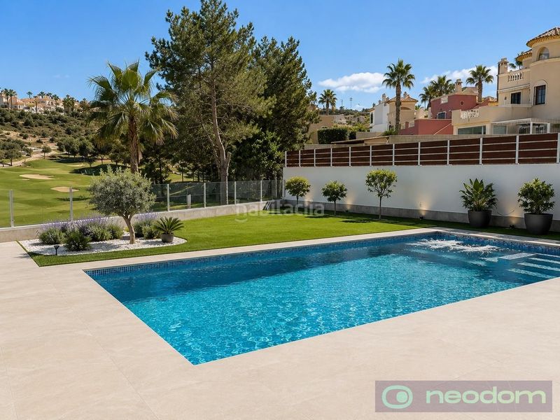 Foto 41e8bcf1-c88d-45cb-bde6-23ba981d12b8. Casa amb piscina a La Marquesa Rojales
