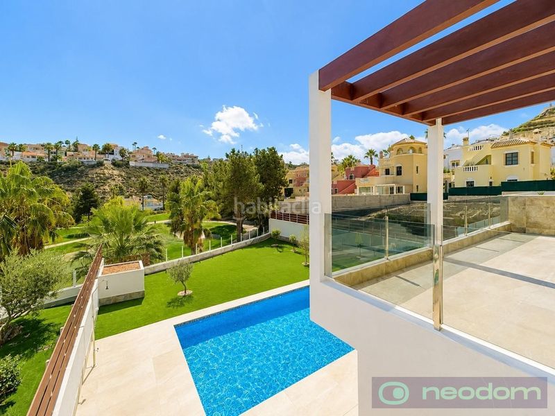 Foto 6b0f4760-4fa6-4bcf-83ec-f2eb1663f713. Casa amb piscina a La Marquesa Rojales
