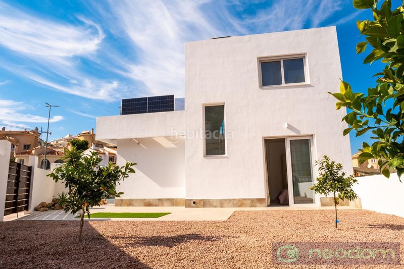 Foto c2b9d09f-fd10-4e0a-a319-2fc1df7e029b. Casa amb piscina a La Marquesa Rojales