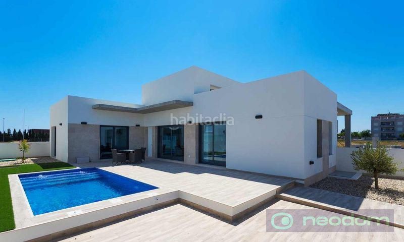 Foto 23db4b5e-3244-46d0-a927-c35a4e62ed13. Casa amb aparcament piscina a Daya Nueva