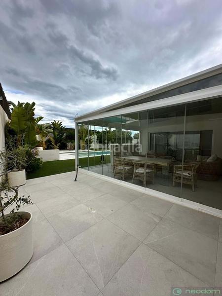 Foto 470274a4-879f-4cf6-abe7-e747112ab745. Chalet con riscaldamento parcheggio piscina in L´Albir Alfàs del Pi (l´)