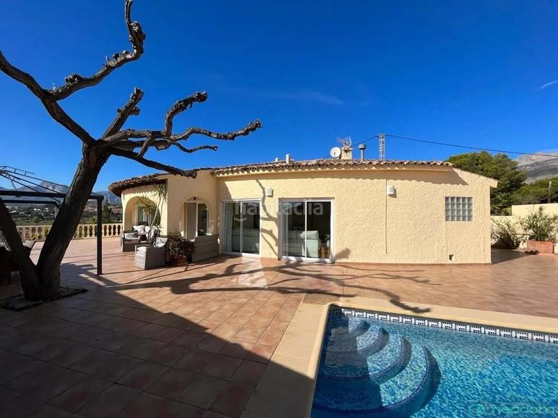 Foto 3e0cad35-5bca-435f-8e15-a424ecf06c85. Chalet with heating parking pool in L´Olla Altea