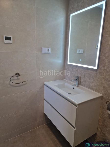 Foto 337b7b18-37ca-4500-b093-7277c21063fe. Àtic amb aparcament piscina a balcón de Finestrat-terra marina Finestrat