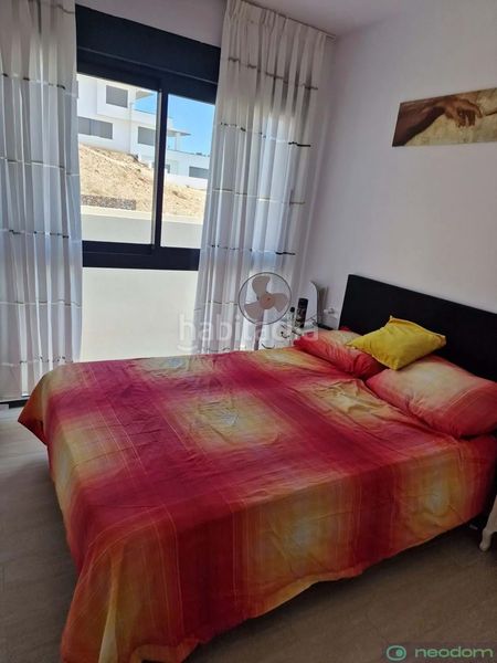 Foto 4b24cdad-22f8-46cb-9b36-86381cd1f111. Àtic amb aparcament piscina a balcón de Finestrat-terra marina Finestrat