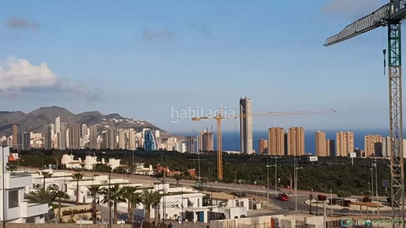 Foto ae00d882-2fd9-4bac-a079-e75f446e9426. Àtic amb aparcament piscina a balcón de Finestrat-terra marina Finestrat