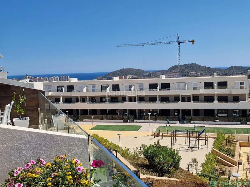 Foto e2592a14-70a1-480d-8081-af0abd351be2. Àtic amb aparcament piscina a balcón de Finestrat-terra marina Finestrat