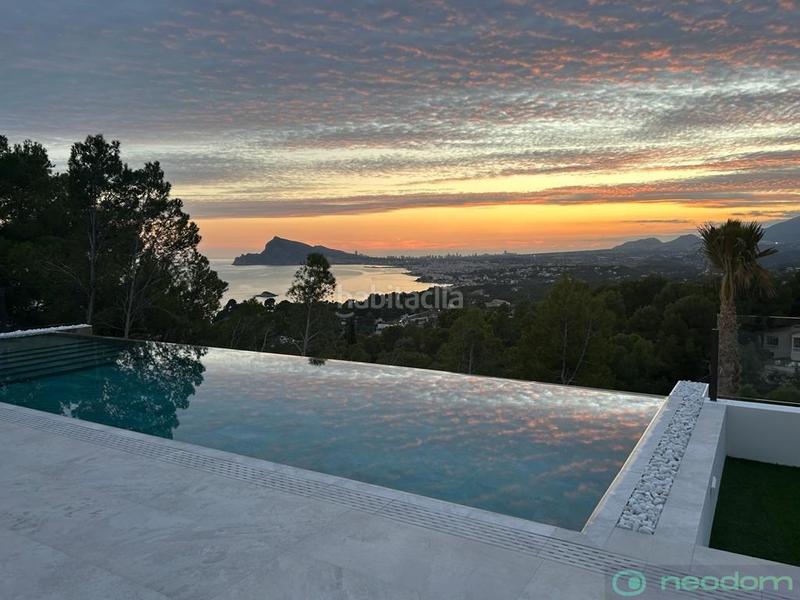 Foto 40a55802-a688-4b13-a62b-973158fdfe94. House with heating parking pool in Juzgados - Plaza de Toros Benidorm