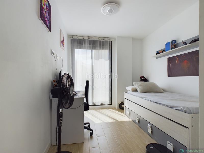 Foto c6136262-a95a-4b01-9e22-dfa0ff020129. Etagenwohnung mit pool in balcón de Finestrat-terra marina Finestrat