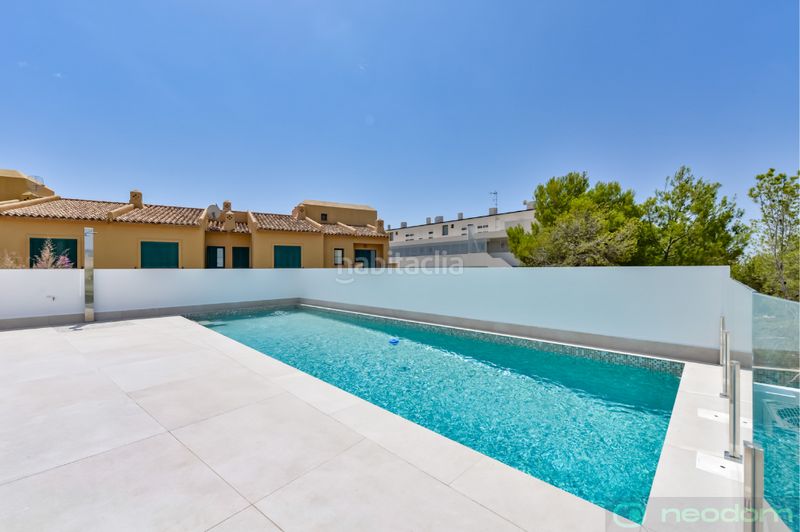 Foto f64c147e-4109-4b13-8f07-d45d2df1841e. Casa amb piscina a Golf Bahía Finestrat