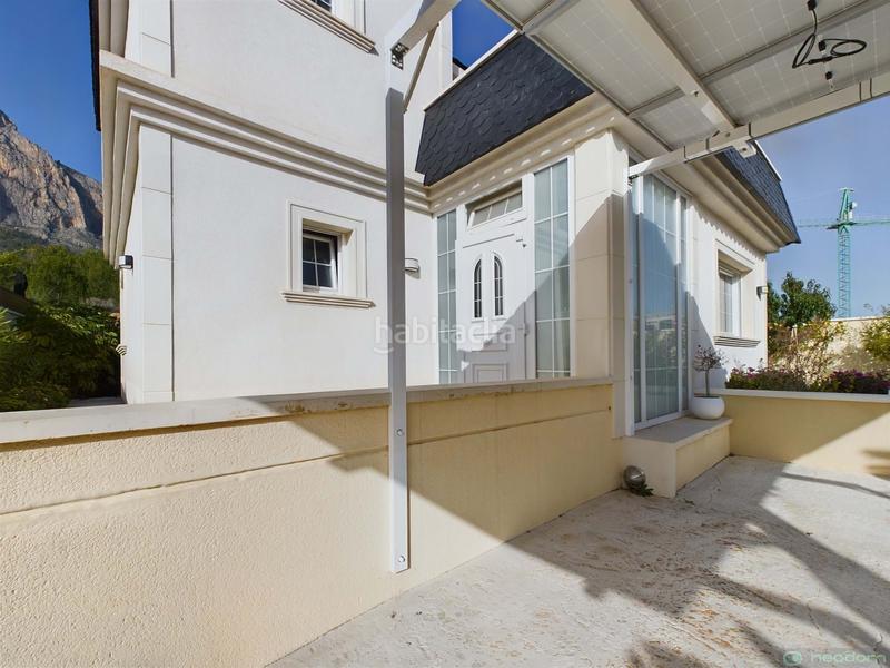 Foto 7645db42-9699-4f4a-aed2-e69912447d5d. Casa amb calefacció aparcament piscina a Polop