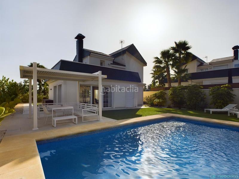 Foto 81b7e6c6-caa2-4b93-a826-02c3969a3a77. Casa amb calefacció aparcament piscina a Polop