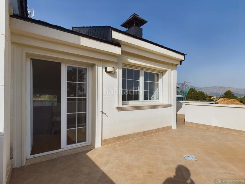 Foto 9bea5f89-21a1-4919-b61d-27df5d9f288a. Casa amb calefacció aparcament piscina a Polop