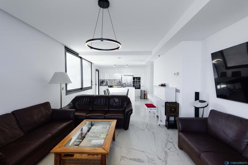 Foto acfb20b0-295d-4a53-8ee9-70c3cc7f49fc. Appartement avec parking piscine dans Playa Poniente Benidorm