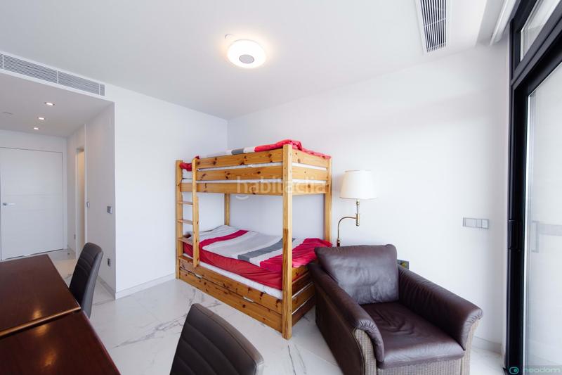 Foto 066732b2-936e-46b0-b253-e4a0ddf5d6ac. Etagenwohnung mit parking pool in Playa Poniente Benidorm