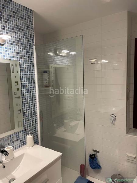 Foto d73f6eef-d46a-451a-a7df-13bc0476185c. Piso en Via Parque Benidorm