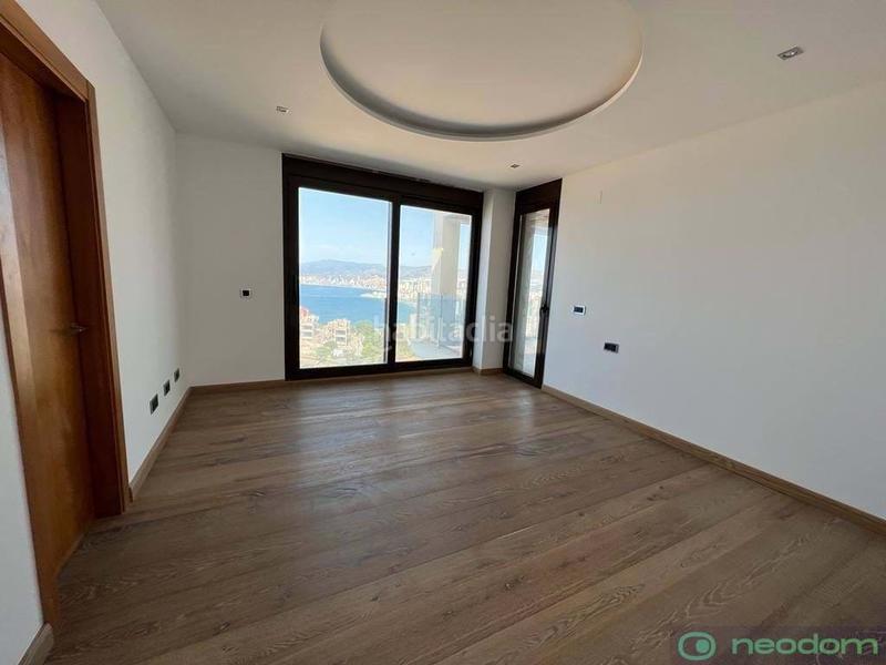 Foto 400798f9-7f6e-4e63-a386-c7e37a31100d. Casa amb aparcament piscina a Rincón Alto Benidorm