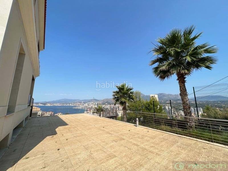 Foto b2ffa35c-dd15-43f5-9f6a-f92cebb37e37. House with parking pool in Rincón Alto Benidorm