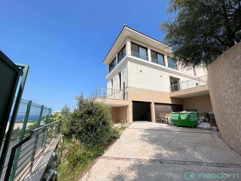 Foto 36fb3376-e43f-4402-88e7-bcc2cbb9b2d2. Maison avec parking piscine dans Rincón Alto Benidorm