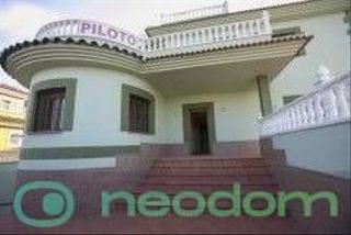 Maison  N/a