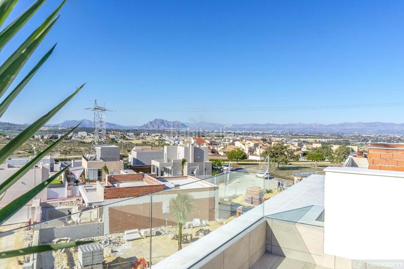 Foto ed0d46a3-ff63-4c74-9fc0-788f26ccb0f7. Casa a Rojales