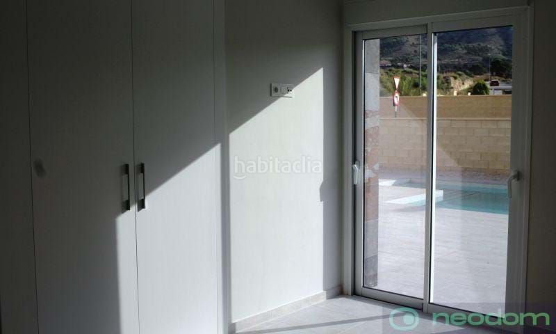 Foto e6cc2d6c-6581-4d36-b44b-c8c658a5ca49. Maison avec parking piscine dans Romana (la)