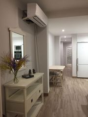 Miete Etagenwohnung in Calle gran vía de colón 55. Piso moderno en alquiler estudiantes universidad próximo curso