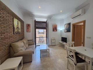 Location Appartement à Calle pavaneras 9b. Piso reformado ideal estudiantes o trabajadores por temporada