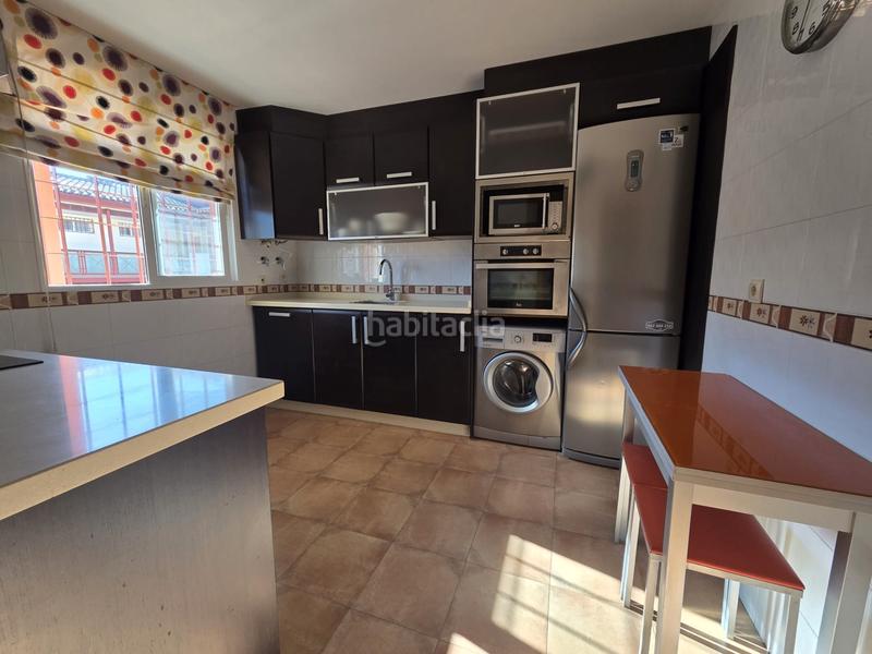 Foto 8d4dc9de-d632-46fe-bf32-fed519d0614e. Attique avec chauffage parking piscine dans Híjar Gabias (Las)