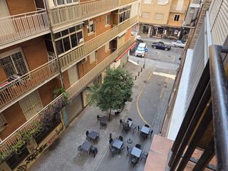 Lloguer Pis  Calle pedro antonio de alarcón 57. Piso disponible para estudiantes universidad próximo curso