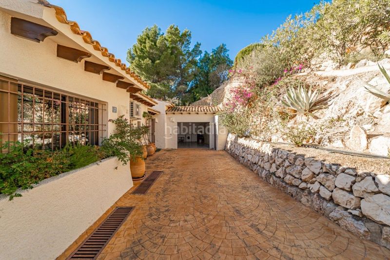 Foto 0b357e8f-4697-4ea5-93a0-343e5d924a19. Casa amb calefacció aparcament piscina a Altea la vella Altea