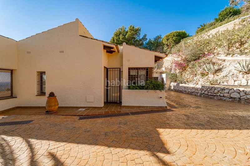 Foto 1cbf2e96-4958-48b6-84f0-abfc40f16d5d. Casa amb calefacció aparcament piscina a Altea la vella Altea