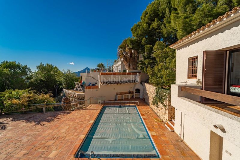 Foto 7820d417-e45b-43c7-9a94-bc87368b6f16. Casa amb calefacció aparcament piscina a Altea la vella Altea