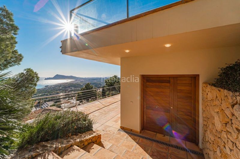 Foto c4c1712e-cd16-43d7-a306-41bf7106a9e0. Casa amb calefacció aparcament piscina a Altea la vella Altea