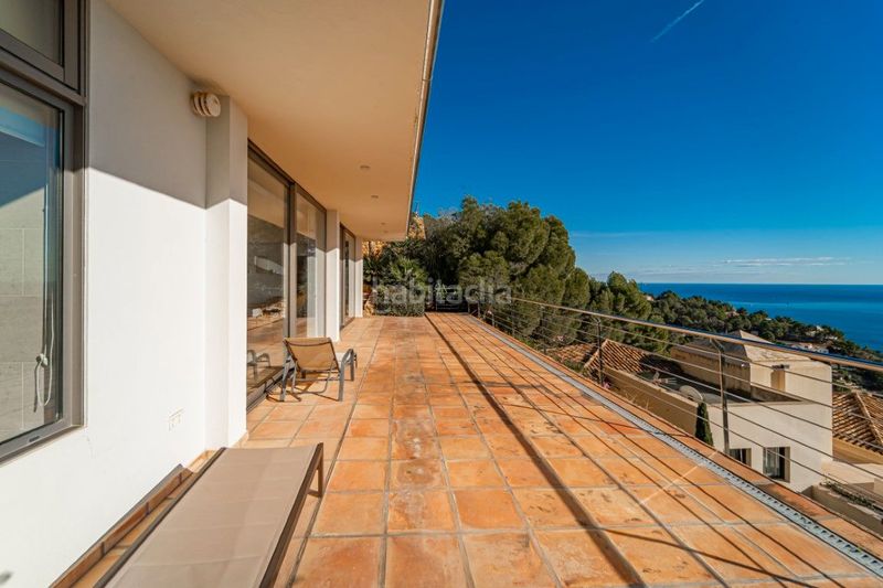 Foto d0a65eed-a11c-40f3-9a9a-d84a58ca113b. Casa amb calefacció aparcament piscina a Altea la vella Altea