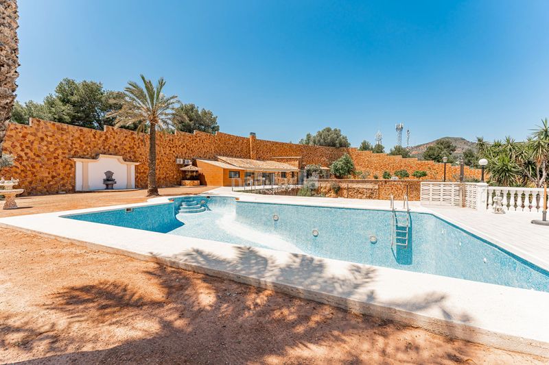 Foto 52c65aeb-fa1f-43c9-bcfa-fa2545b195b6. Casa amb aparcament piscina a Alfinach - Monasterios Puçol