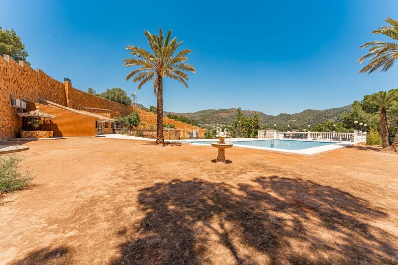 Foto a84be897-a6b6-4cc4-9fd9-356441e25fb0. Casa amb aparcament piscina a Alfinach - Monasterios Puçol