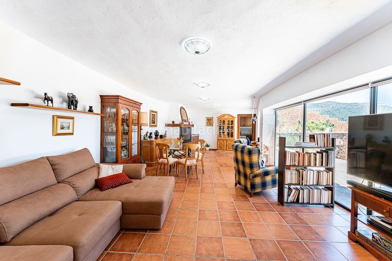 Foto b789f0ce-5f87-4f9a-b509-f4ad4d82df94. Casa amb aparcament piscina a Alfinach - Monasterios Puçol