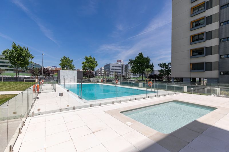 Foto d5595811-8ce2-47fe-ba57-c6a6d3859272. Àtic amb calefacció piscina a Virgen del Cortijo-Manoteras Madrid